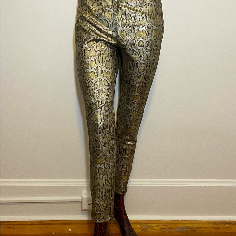 FREE PEOPLE Rio Gold Python Mid Rise Pants Size Small
